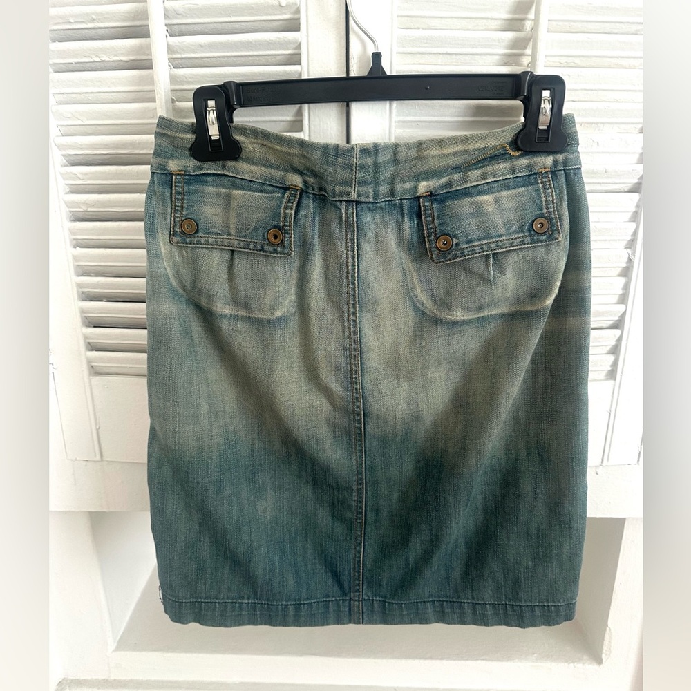 7 For All Mankind Faded Denim Skirt - Picture 3 of 8